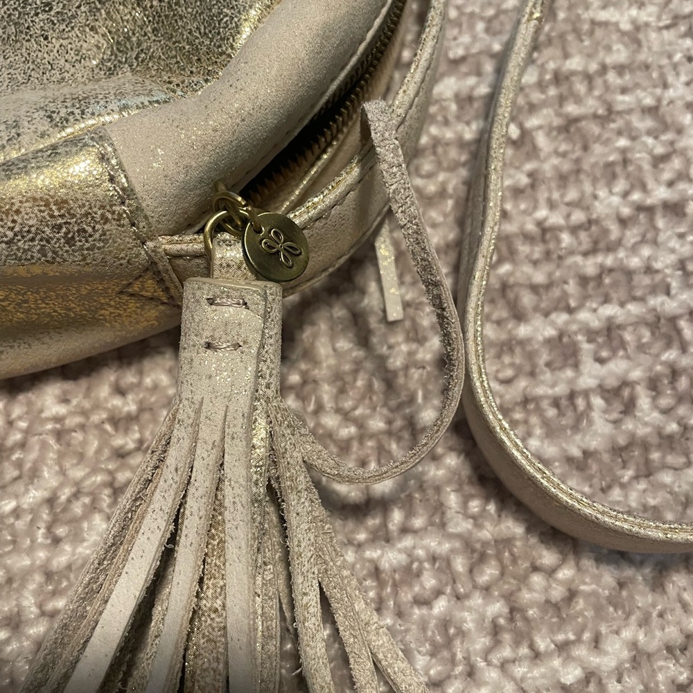 Gorgeous distressed leather with gold accent HOBO set - Picture 2 of 9